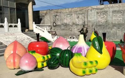 農(nóng)場(chǎng)卡通玻璃鋼彩繪各種水果雕塑