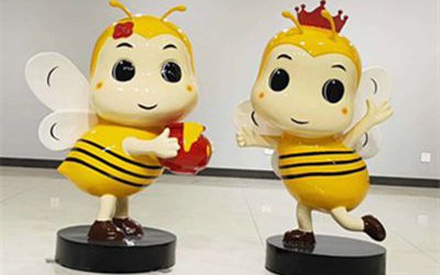景區(qū)創(chuàng)意玻璃鋼彩繪蜜蜂雕塑