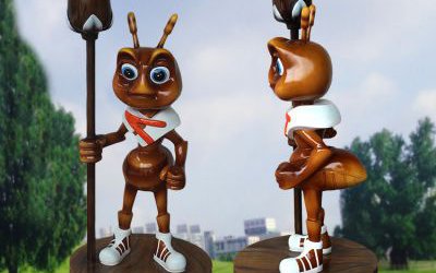 游樂(lè)園擺放的玻璃鋼卡通卡通螞蟻衛(wèi)士雕塑