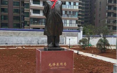 城市小區(qū)玻璃鋼仿銅偉大領(lǐng)袖毛澤東雕塑