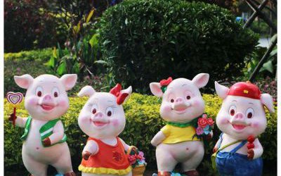 玻璃鋼卡通彩繪農(nóng)場花園豬雕塑