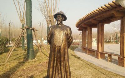 學(xué)院廣場(chǎng)晚晴愛(ài)國(guó)英雄林則徐玻璃鋼仿銅雕塑