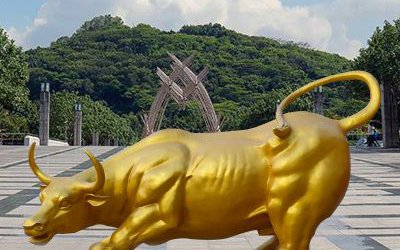 戶外廣場玻璃鋼漆金華爾街牛雕塑