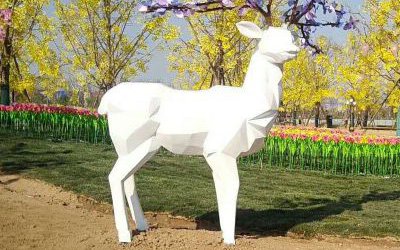戶外景區(qū)玻璃鋼幾何白色梅花鹿雕塑
