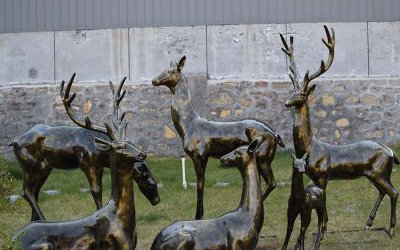 別墅小區(qū)大型景觀裝飾品玻璃鋼仿銅梅花鹿雕塑