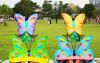 玻璃鋼彩繪創(chuàng)意戶外園林蝴蝶雕塑