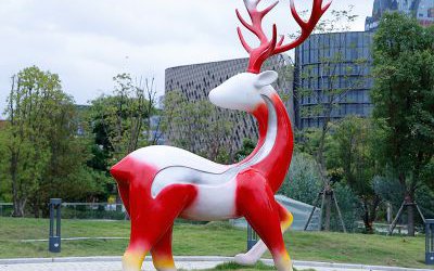 戶外草坪玻璃鋼彩繪創(chuàng)意梅花鹿雕塑