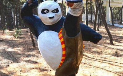 戶外園林玻璃鋼卡通功夫熊貓阿寶雕塑