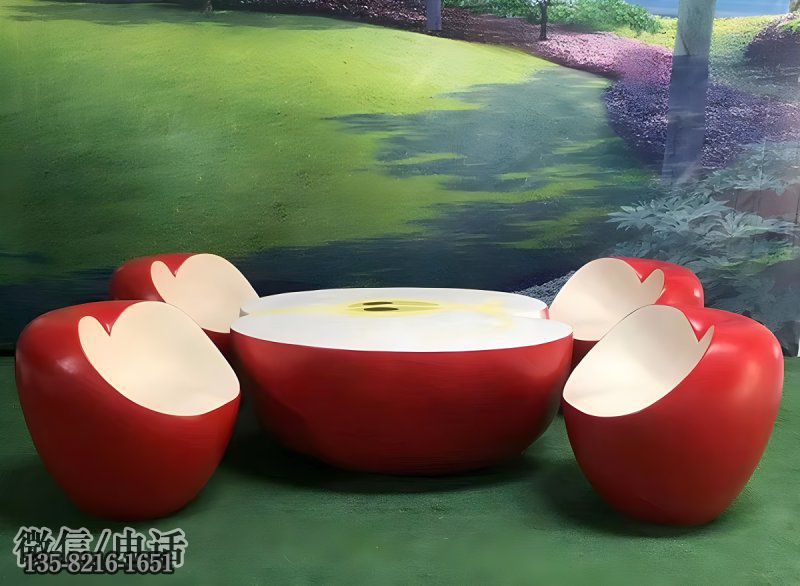 玻璃鋼仿真蘋(píng)果桌椅